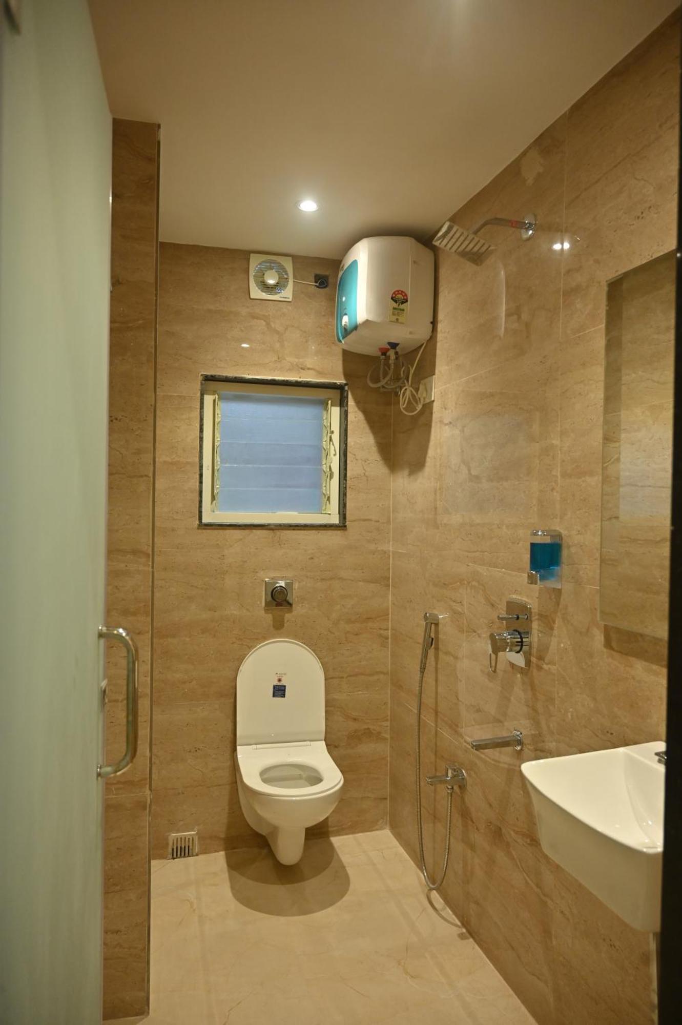 Golden Square - Kolkata Airport Hotel Ngoại thất bức ảnh