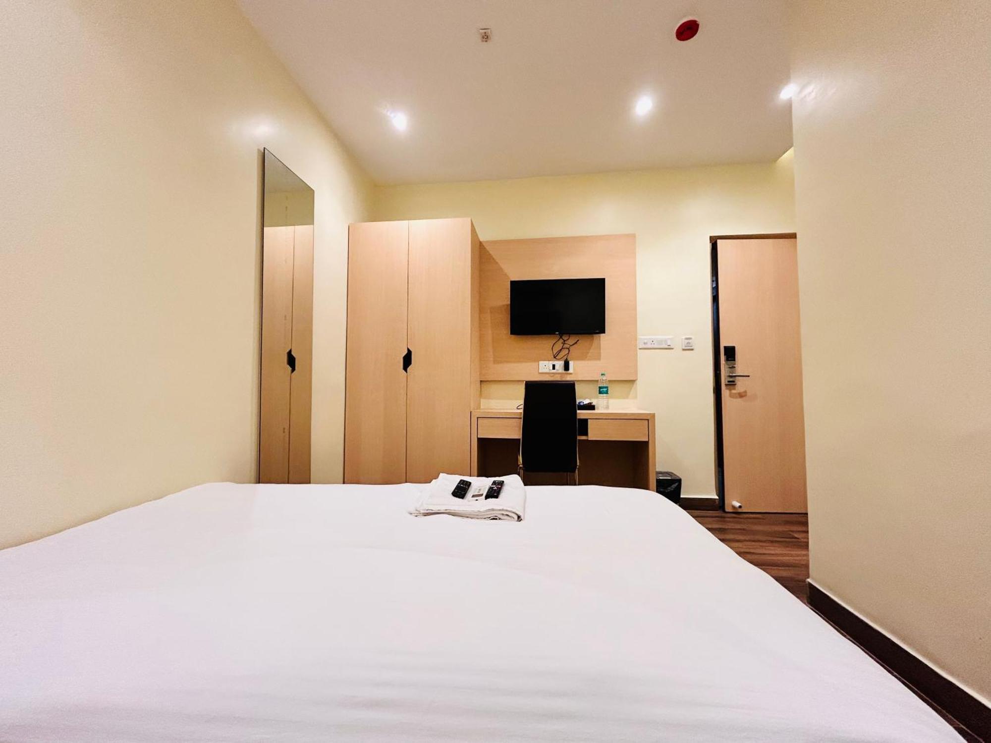 Golden Square - Kolkata Airport Hotel Ngoại thất bức ảnh