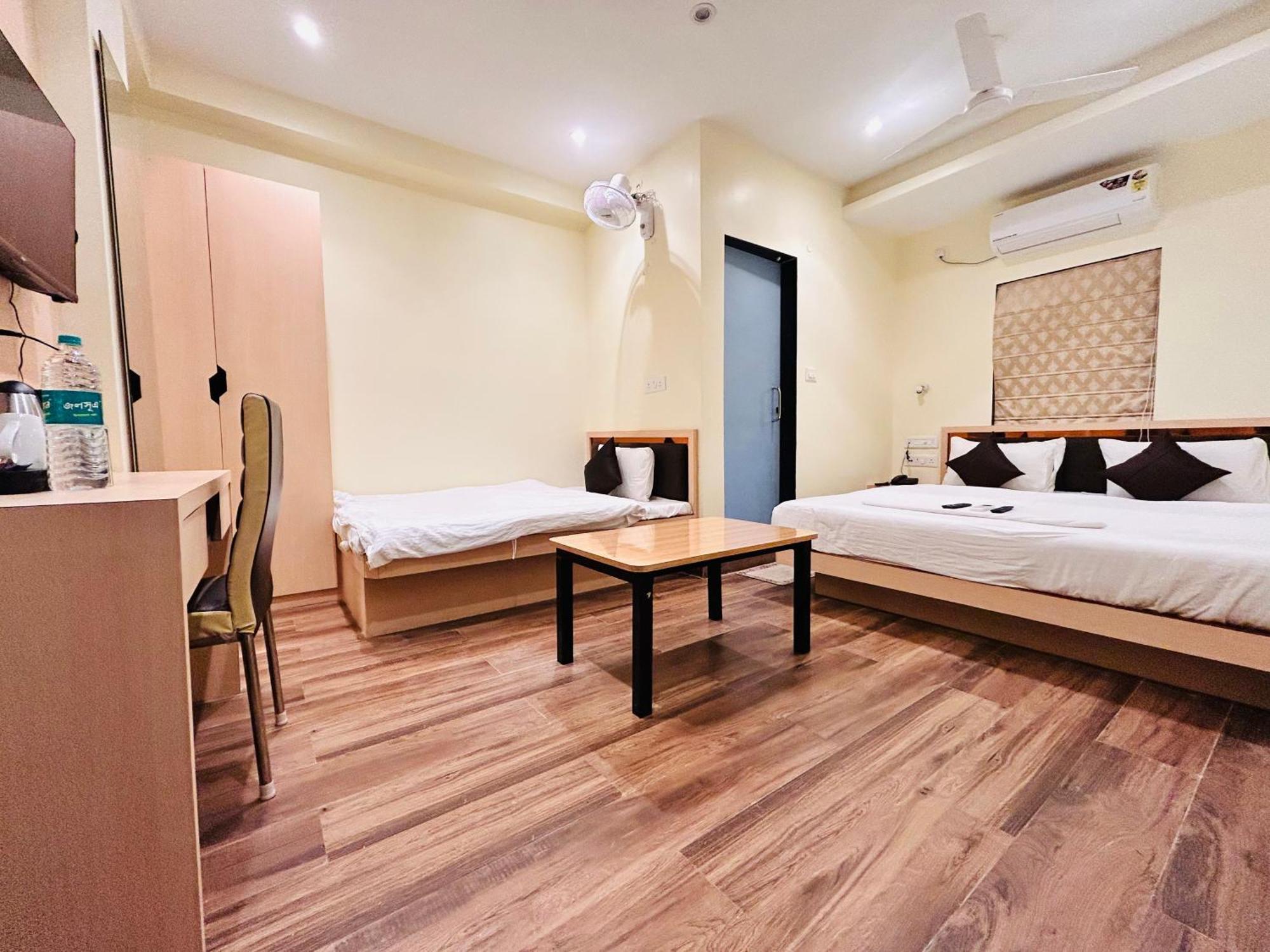 Golden Square - Kolkata Airport Hotel Ngoại thất bức ảnh