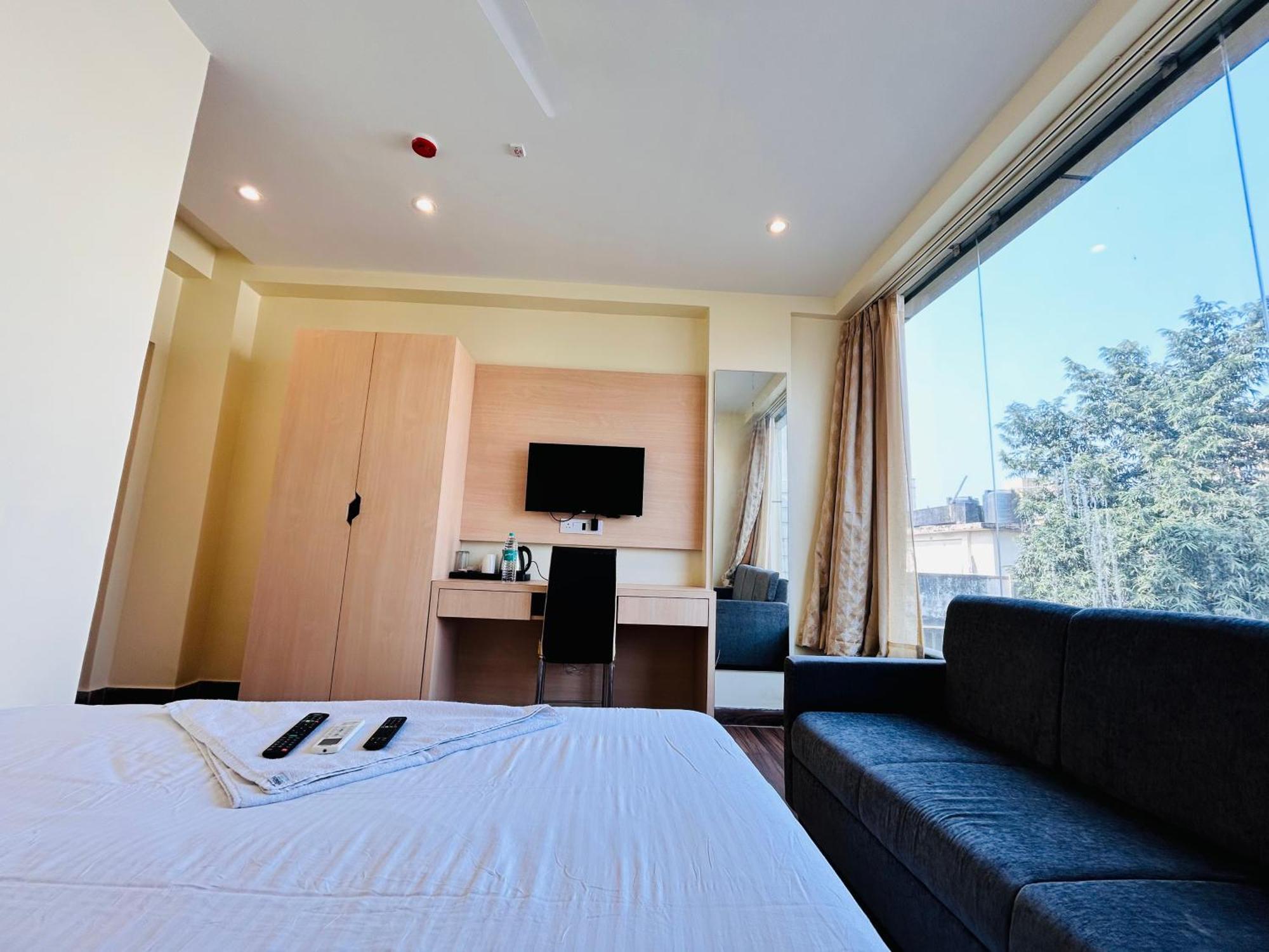 Golden Square - Kolkata Airport Hotel Ngoại thất bức ảnh